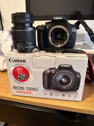 Canon EOS 1200D EF-S 18-55 IS II Kit