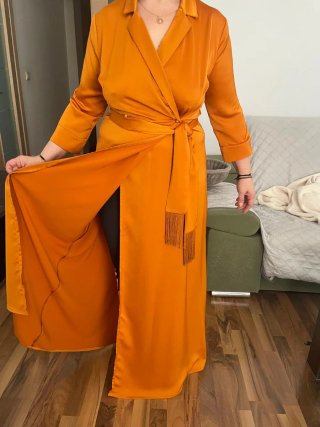 Vestido largo mostaza/ocre con flecos