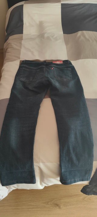 Pantalones vaqueros de moto grises y azules