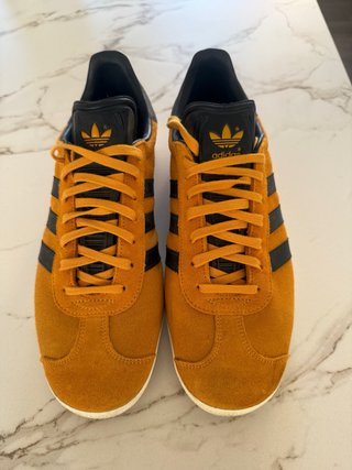 Zapatillas Adidas Naranja y Negro