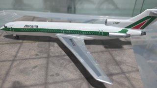 Maqueta Avión Boeing 727 Alitalia Escala 1:144