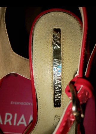 Sandalias de plataforma rojas MARIAMARE