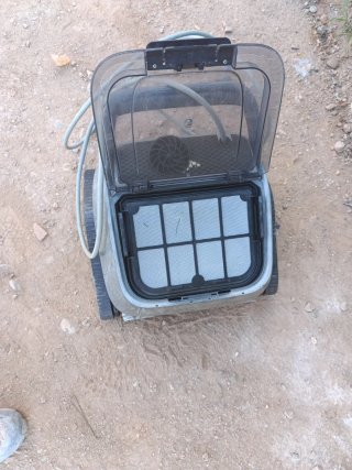 Limpiafondos piscina eléctrico