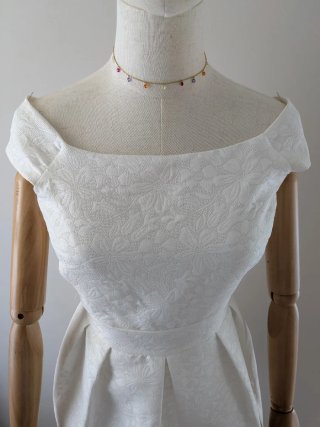 Vestido blanco vintage brocado