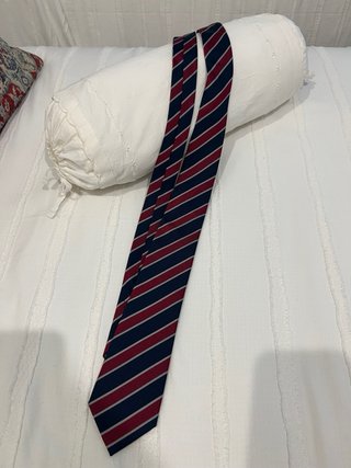 Corbata Dustin Rayas Azul y Granate