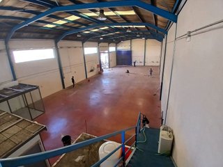 Nave industrial en venta en Cazalegas