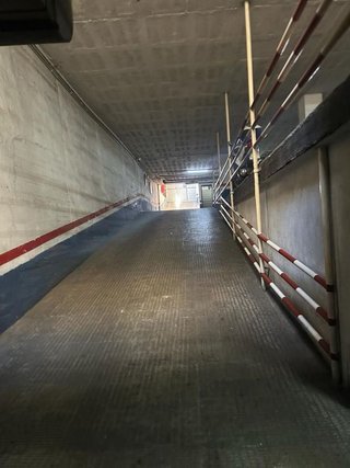 Garaje en venta en Singuerlín - Can Franquesa - Les Oliveres en Santa Coloma de Gramanet
