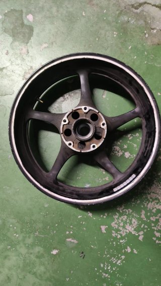 Llantas Delantera y Trasera Yamaha FZ6 Fazer S2