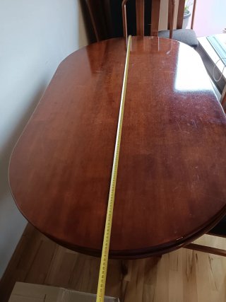 Mesa de comedor con 4 sillas