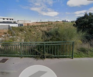 Terreno en venta en Zubia (La)