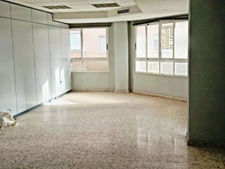 Oficina en venta en El Pla de Sant Josep - L'Asil en Elche