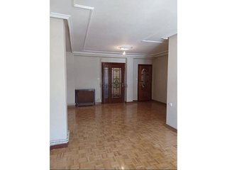 Piso en alquiler en Centro en Gijón