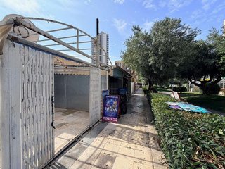 Local comercial en venta en Rincón de Loix en Benidorm