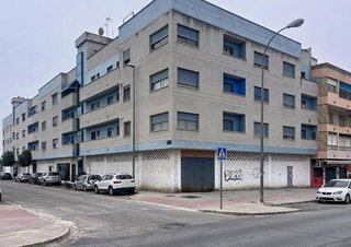 Local comercial en venta en Puente Genil