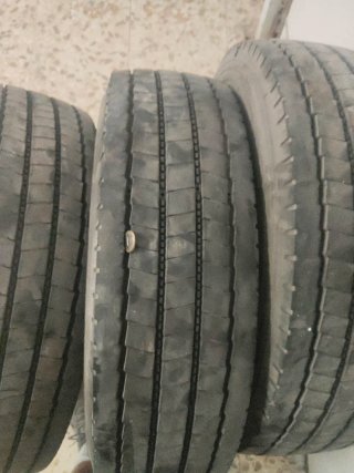 Neumáticos Michelin con vida útil 205/75/17,5
