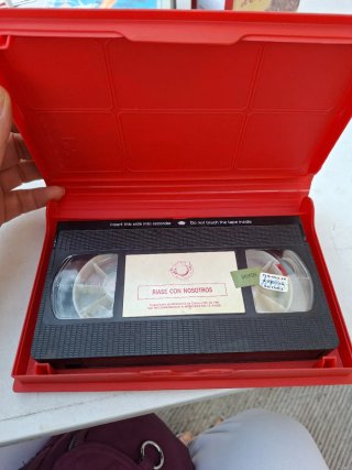 Película VHS Riase con Nosotros
