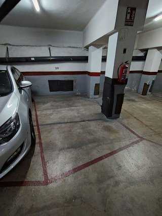 Garaje en venta en Centre en Santa Coloma de Gramanet