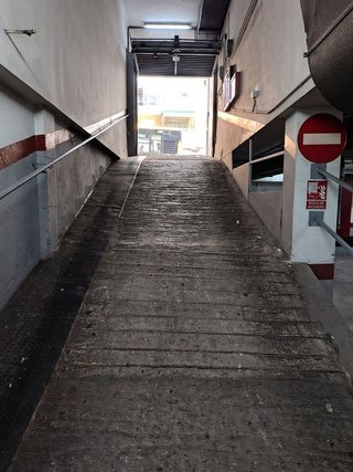 Garaje en venta en Centre en Santa Coloma de Gramanet