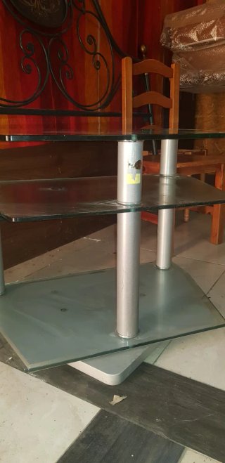 Mesa de cristal para TV
