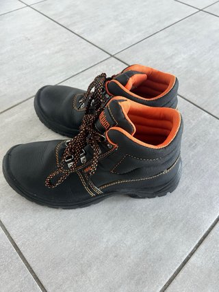 Scarpe antinfortunistiche Virium nere e arancioni
