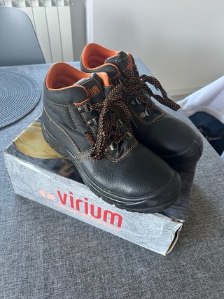 Scarpe antinfortunistiche Virium nere e arancioni