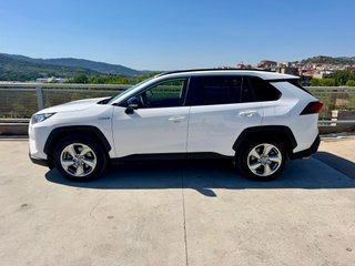 Toyota RAV4 2021