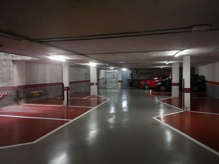 Garaje en venta en El Guinardó en Barcelona
