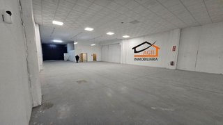 Nave industrial en venta en Valdepelayo - Montepinos - Arroyo Culebro en Leganés