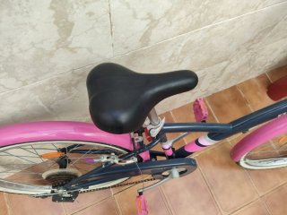 Bicicleta Btwin Rosa e Blu per Bambina