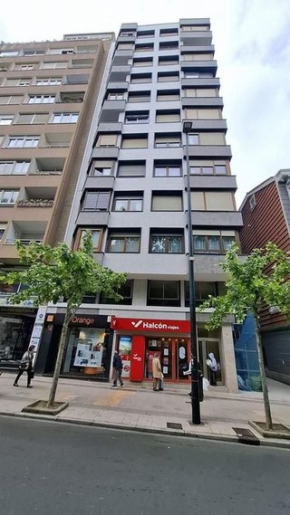 Oficina en venta en Numancia - San Fernando en Santander