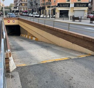 Garaje en venta en Carrús Est - Camí dels Magros en Elche