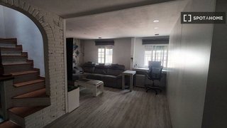 Piso en alquiler en Singuerlín - Can Franquesa - Les Oliveres en Santa Coloma de Gramanet