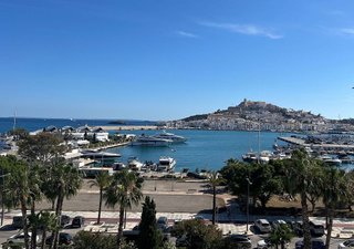 Ático en alquiler en Marina Botafoc - Platja de Talamanca en Ibiza/Eivissa