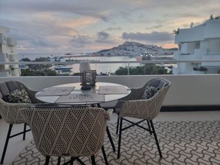 Ático en alquiler en Marina Botafoc - Platja de Talamanca en Ibiza/Eivissa