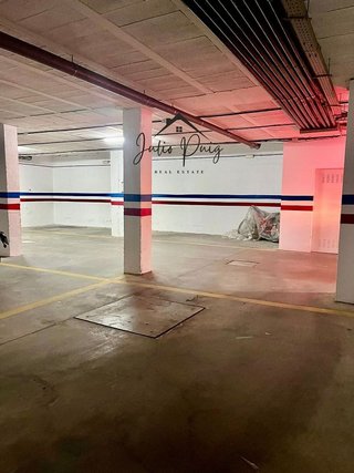 Garaje en venta en Coria del Río
