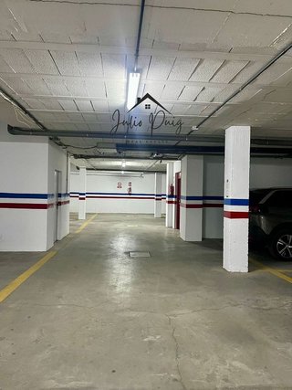 Garaje en venta en Coria del Río
