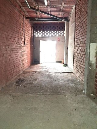 Local comercial en venta en El Polígono en Gijón