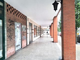 Local comercial en venta en El Polígono en Gijón