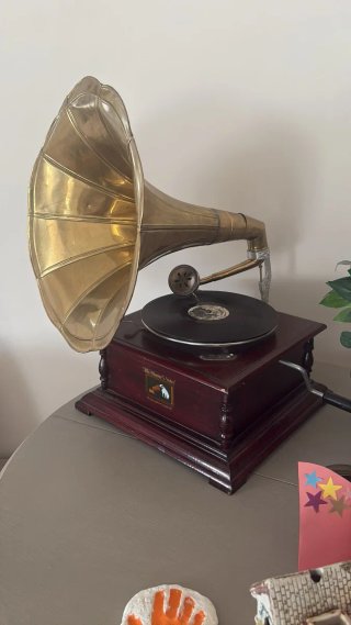 Gramola Antigua His Master's Voice
