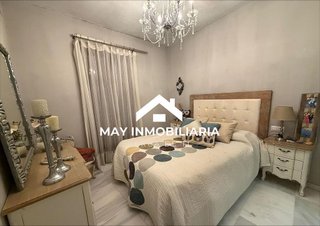 Chalet en venta en Coria del Río