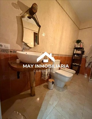 Chalet en venta en Coria del Río