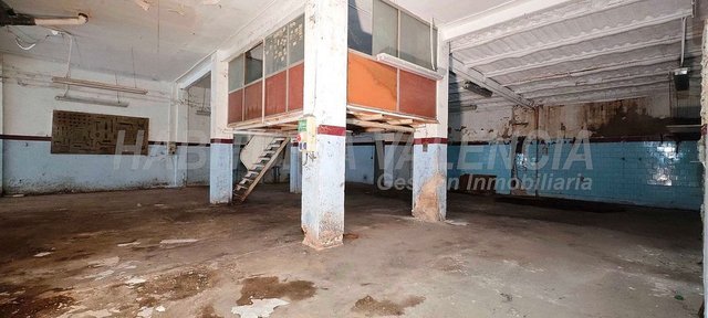 Local comercial en venta en El Cabanyal- El Canyamelar en Valencia - Imagen 6