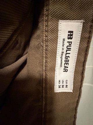 Pantalón cargo baggy Pull&Bear marrón talla 44