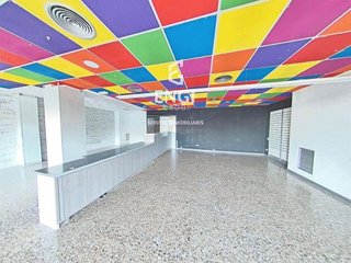 Local comercial en venta en Ponent - Barri de França en Vendrell, El