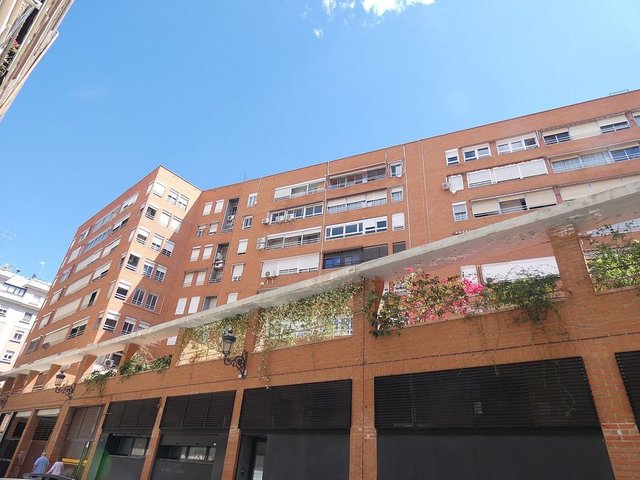 Garaje en venta en Arrancapins en Valencia