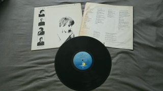 Vinilos U2, un doble lp y dos lp