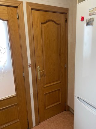 Puerta madera 1,90 x 73 con marco