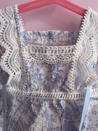Vestido y gorrito bebé nuevo