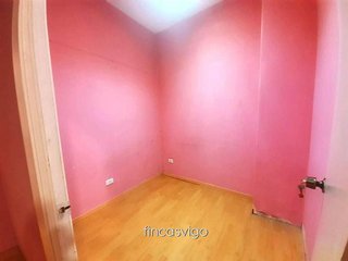 Local comercial en venta en O Berbés - Peniche en Vigo