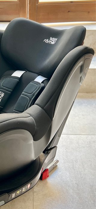 Britax Römer Dualfix i-Size Isofix